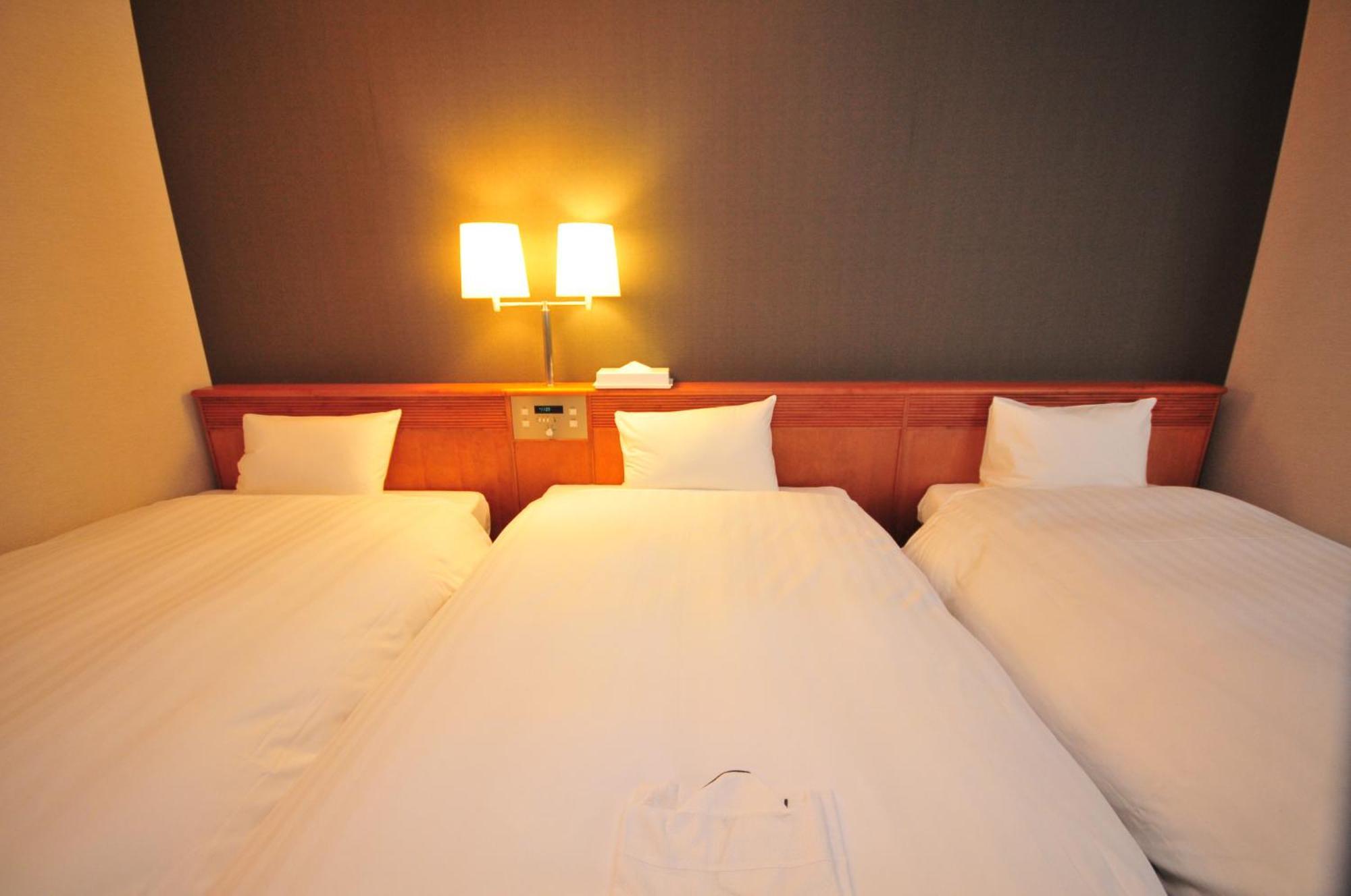 Hotel Premium Green Plus Сендай Номер фото